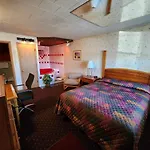 Riviera Motel